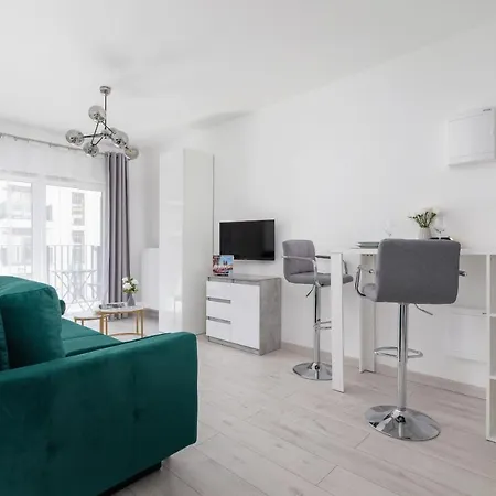 Expo Cracow Nowohucka By Renters *